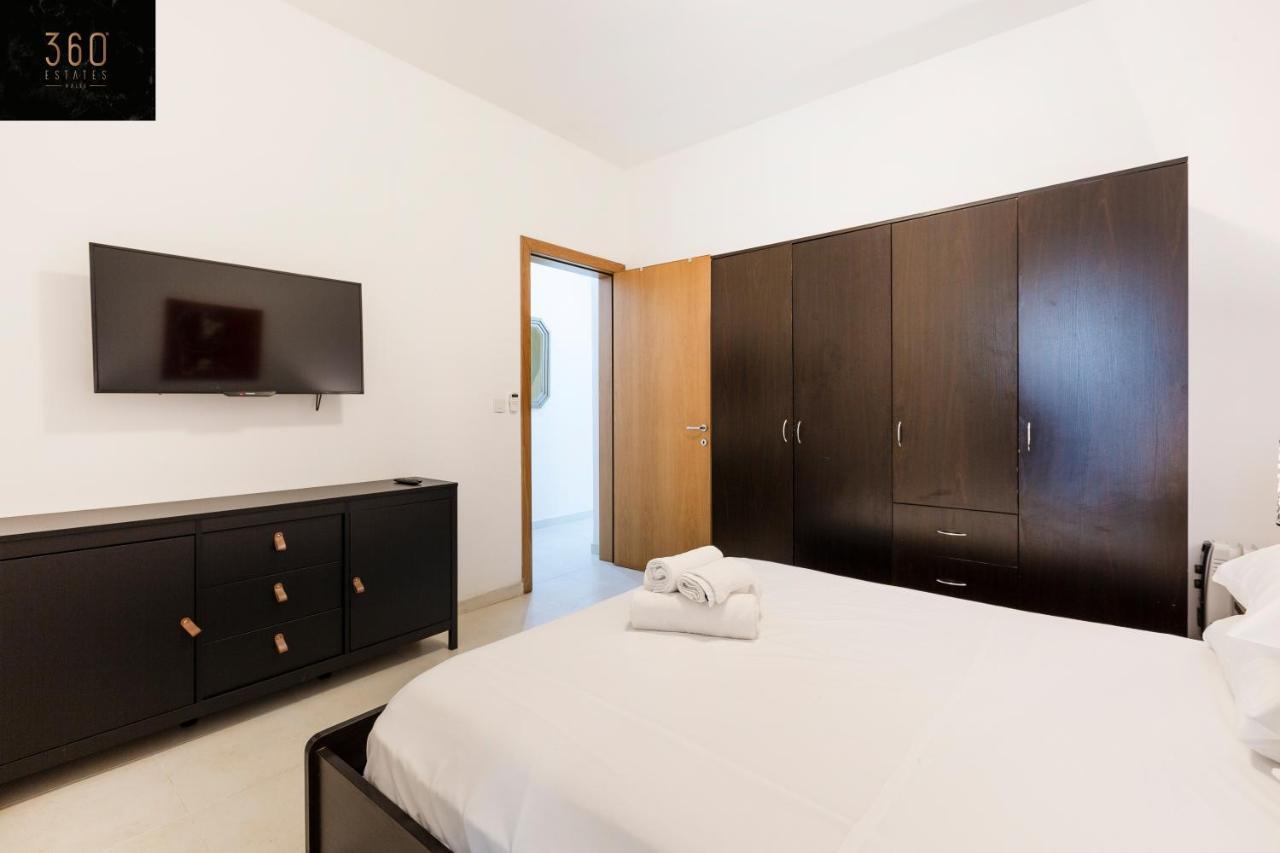 Centre Paceville Apt With Terrace, Bbq & Wifi By 360 Estates Saint Julian's Exterior photo