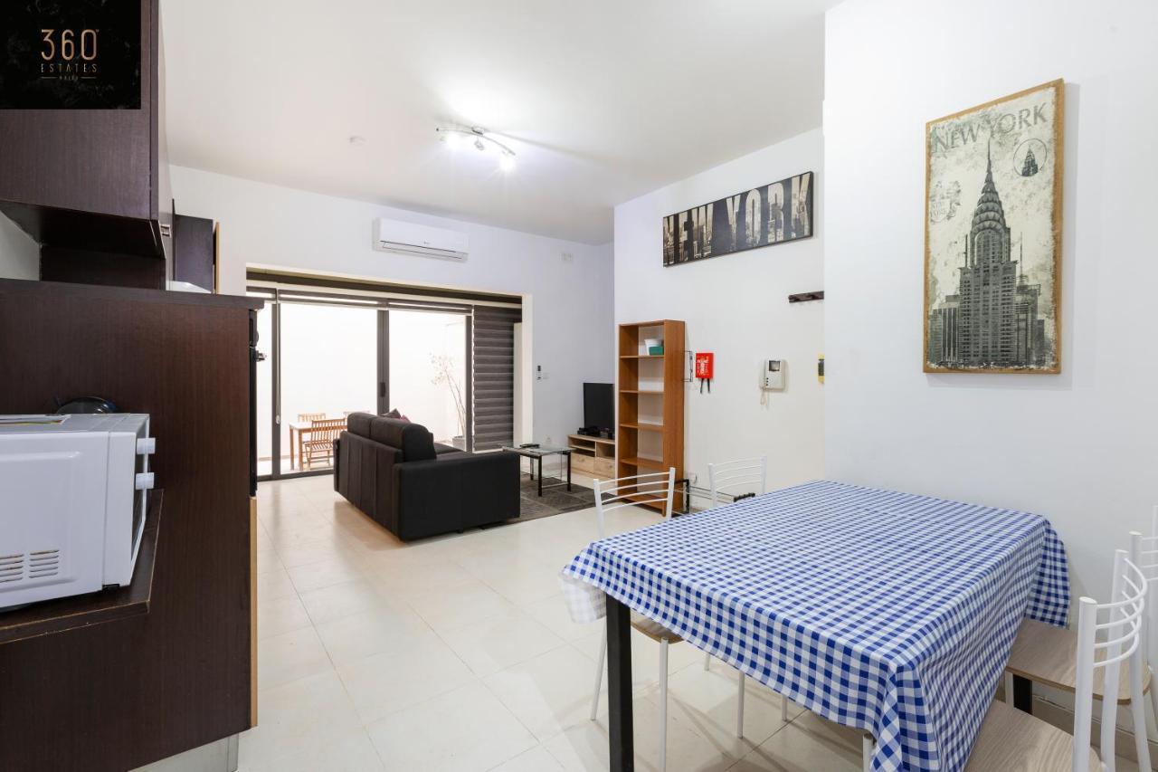 Centre Paceville Apt With Terrace, Bbq & Wifi By 360 Estates Saint Julian's Exterior photo
