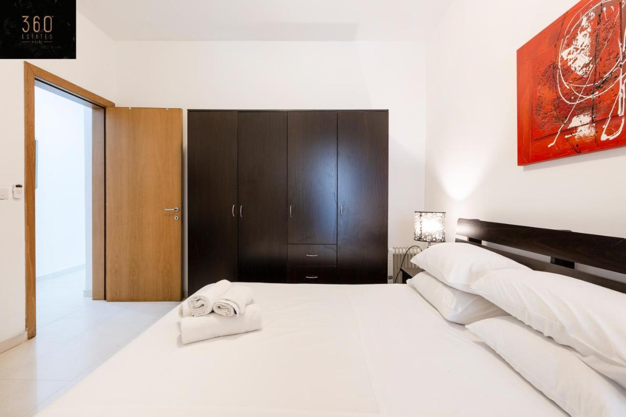 Centre Paceville Apt With Terrace, Bbq & Wifi By 360 Estates Saint Julian's Exterior photo